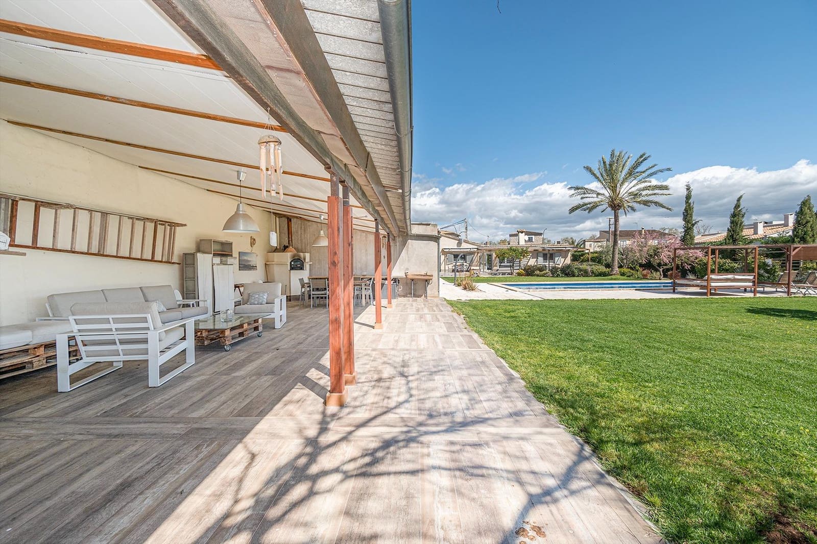 6 bedroom Villa for sale in Son Sardina with pool - € 2,400,000 (Ref: 9738595)