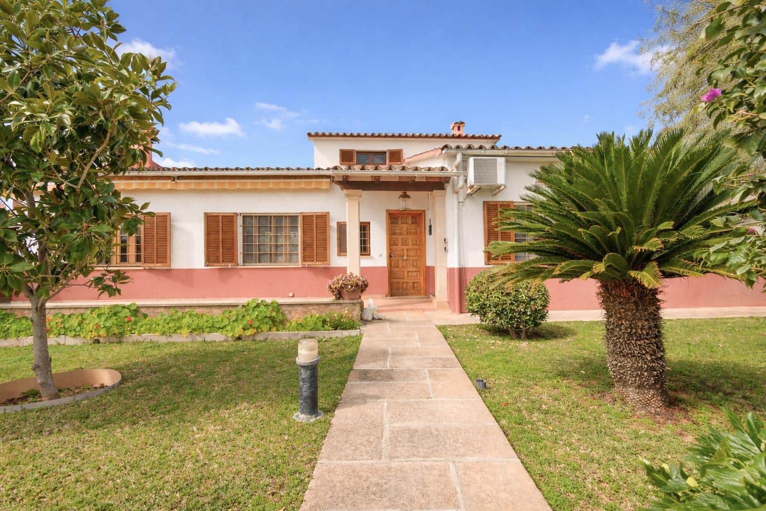 Chalet de 4 habitaciones en Palmanyola en venta con garaje - 865.000 € (Ref: 9770699)