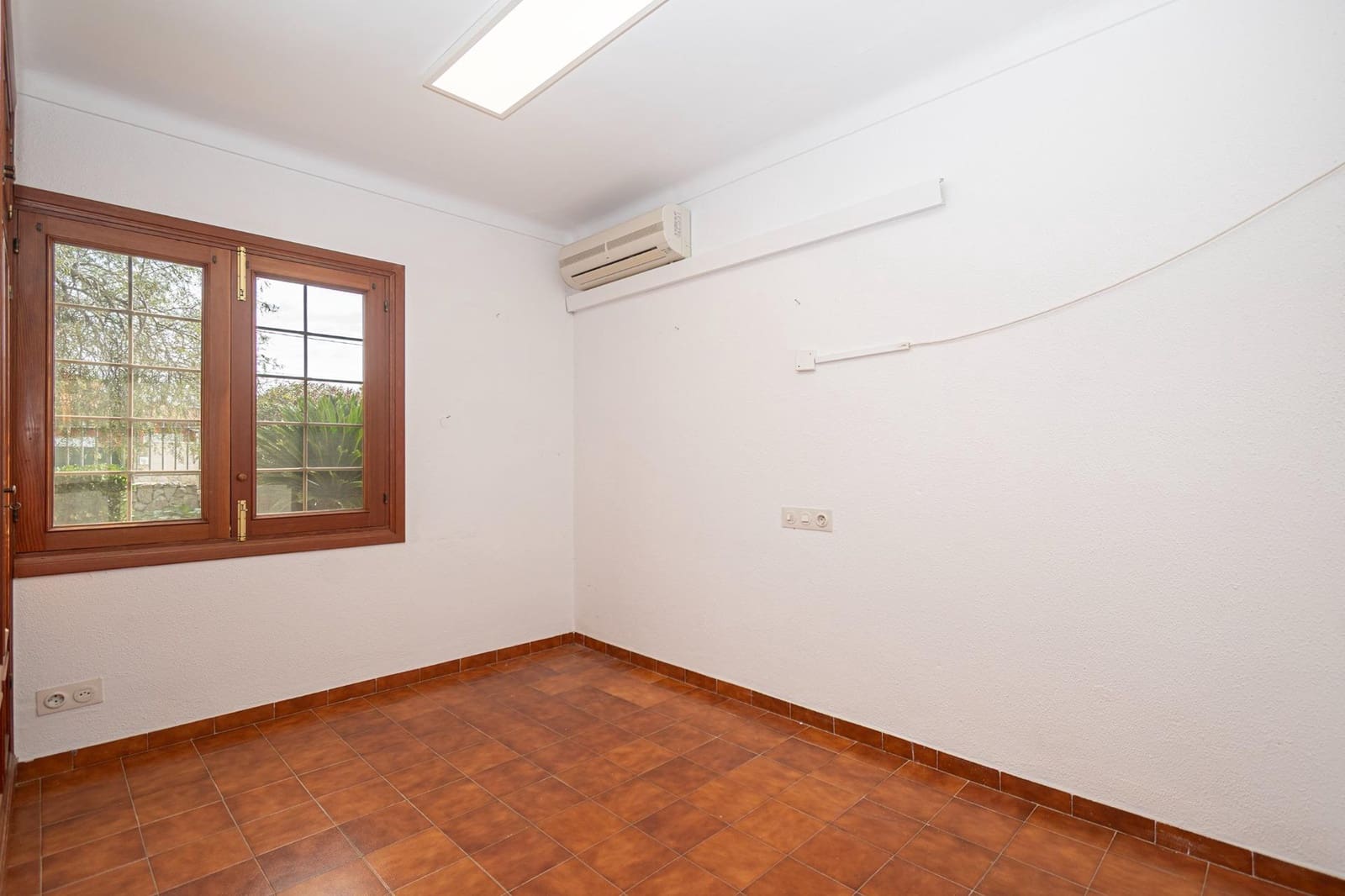 Chalet de 4 habitaciones en Palmanyola en venta con garaje - 865.000 € (Ref: 9770699)