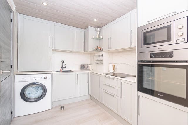 1 sovrum Lägenhet till salu i Son Ferrer, Calvià med garage - 320 000 € (Ref: 9780596)