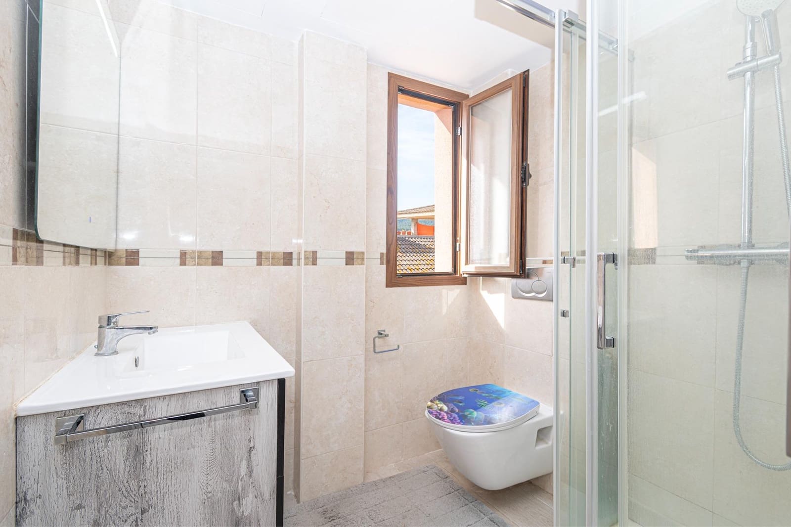 2 slaapkamer Flat te koop in Son Ferrer met garage - € 305.000 (Ref: 9780596)
