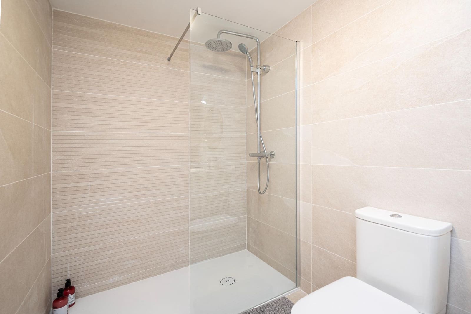 2 soverom Leilighet til leie i Palma de Mallorca med svømmebasseng garasje - € 3 300 (Ref: 9791088)