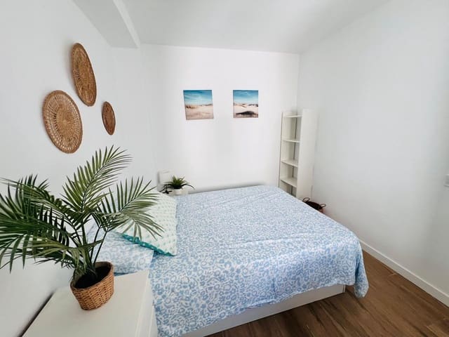 8 soveværelse Penthouse til salg i Palma de Mallorca - € 420.000 (Ref: 9797148)