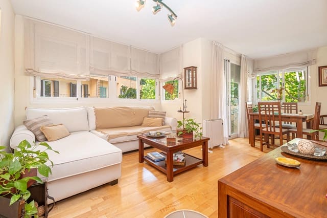 3 sovrum Lägenhet till salu i Arxiduc, Palma de Mallorca med garage - 470 000 € (Ref: 9808015)