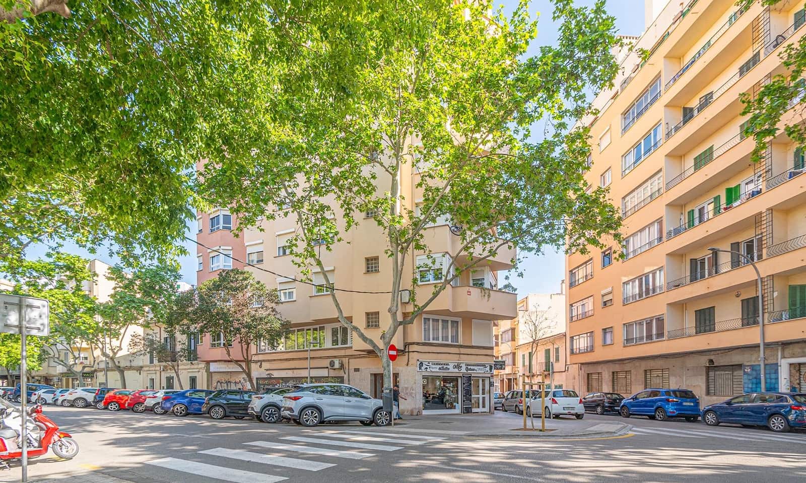 3 sovrum Lägenhet till salu i Palma de Mallorca med garage - 470 000 € (Ref: 9808015)