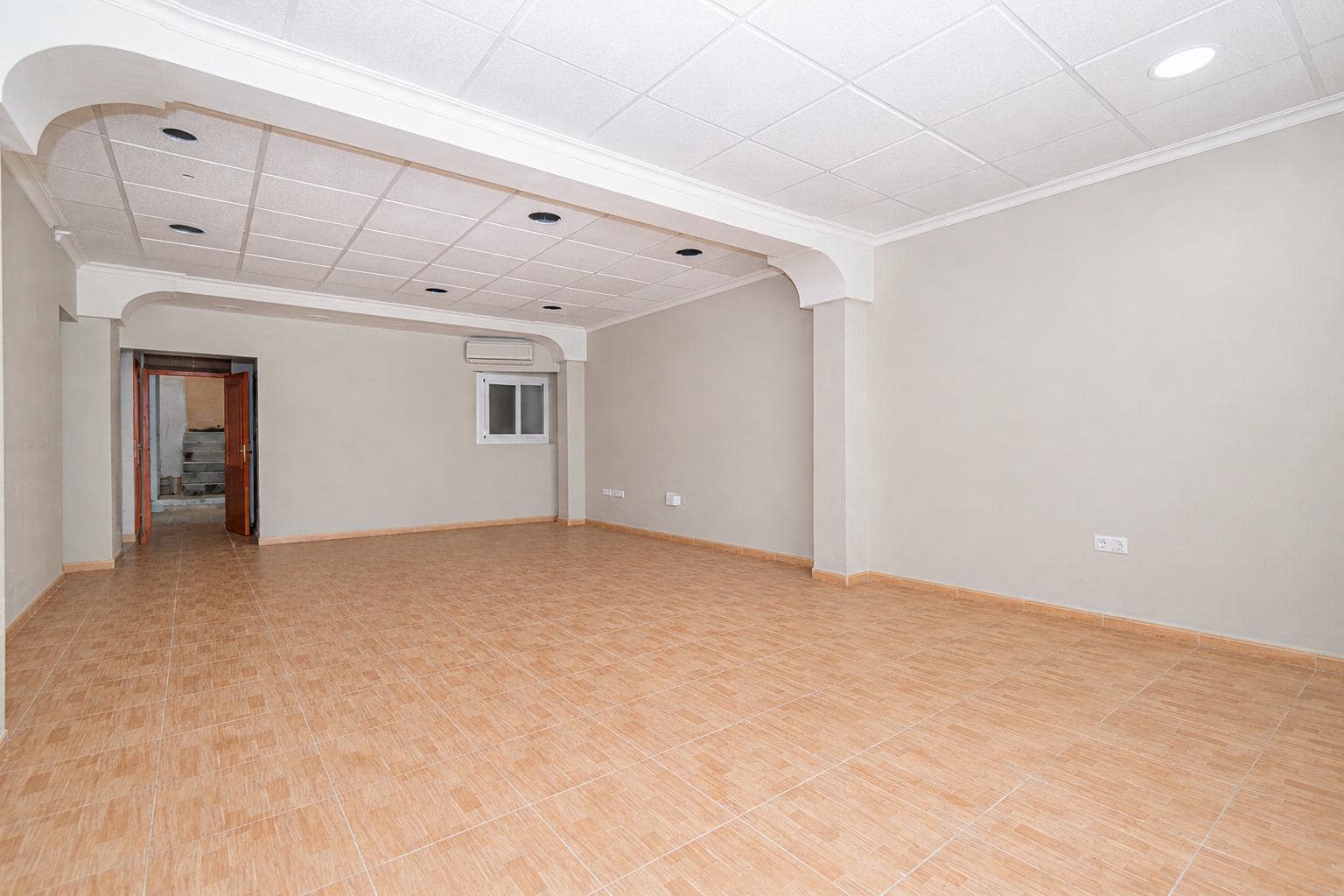 2 bedroom Terraced Villa for sale in Palma de Mallorca with garage - € 349,000 (Ref: 9818270)