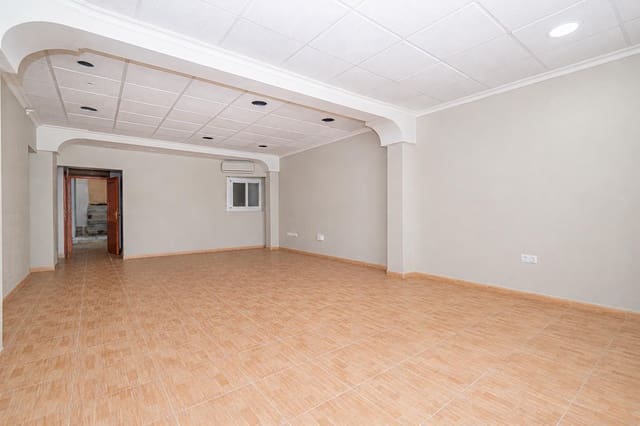 2 soverom Rekkehus til salgs i Palma de Mallorca med garasje - € 349 000 (Ref: 9818270)