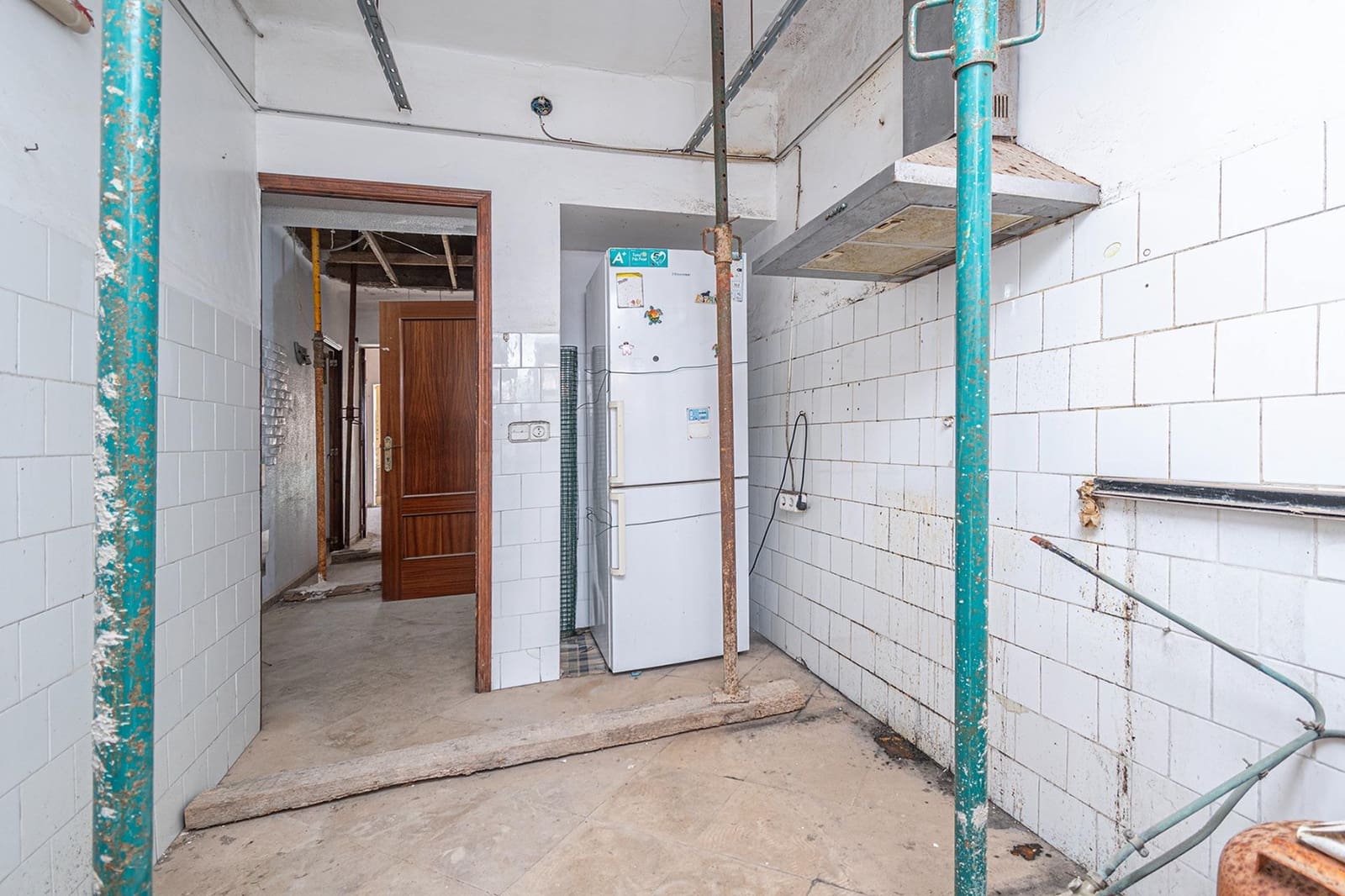 2 bedroom Terraced Villa for sale in Palma de Mallorca with garage - € 349,000 (Ref: 9818270)