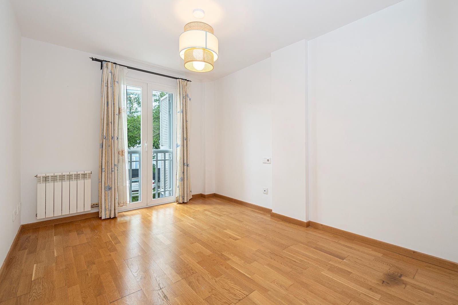 4 bedroom Flat for sale in Palma de Mallorca - € 699,000 (Ref: 9843427)