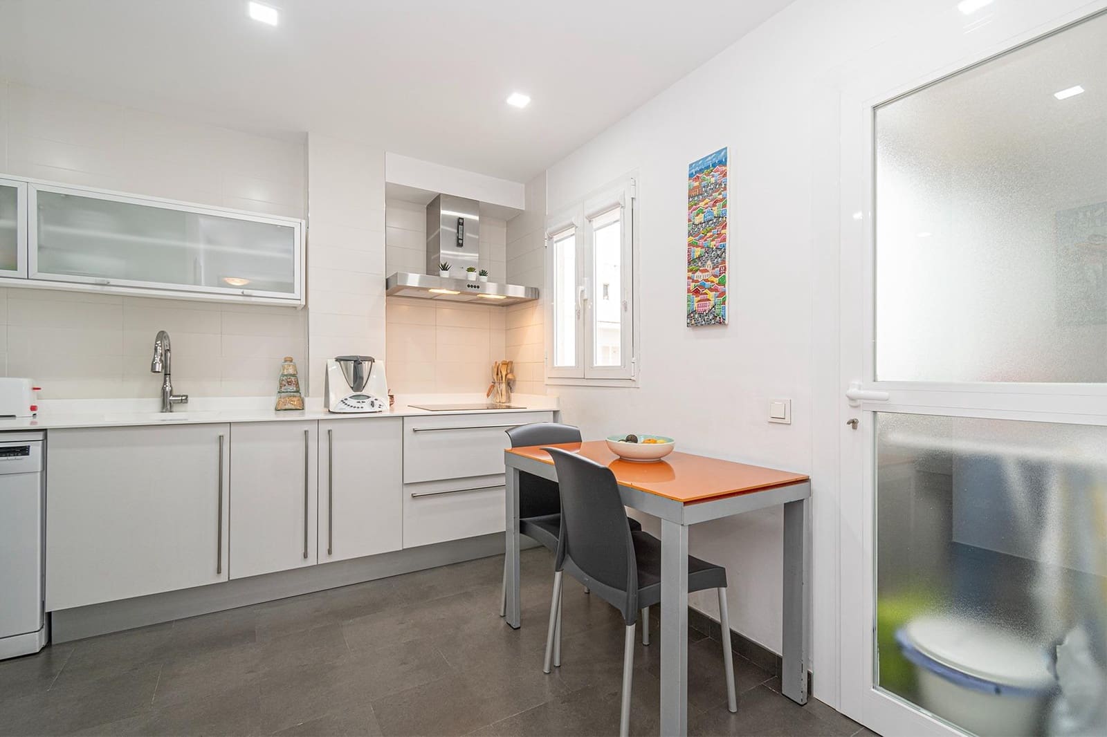 3 bedroom Flat for sale in Palma de Mallorca with garage - € 540,000 (Ref: 9849422)