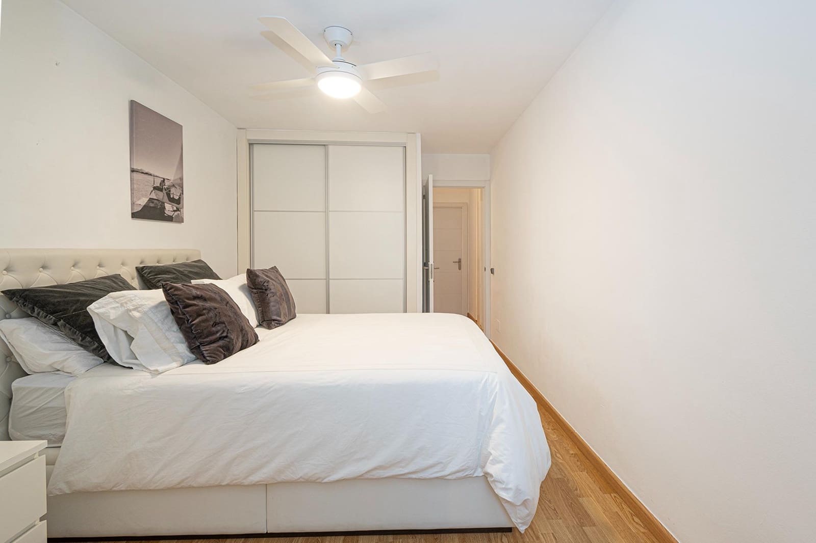 3 bedroom Flat for sale in Palma de Mallorca with garage - € 540,000 (Ref: 9849422)