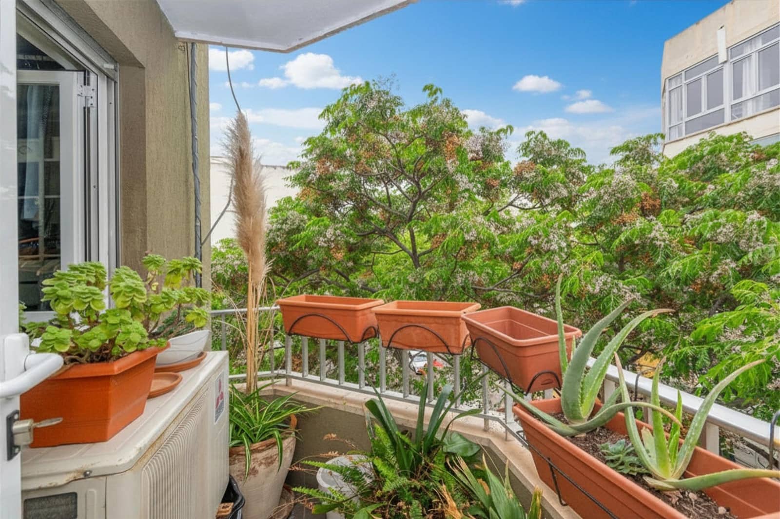 3 bedroom Flat for sale in Palma de Mallorca with garage - € 540,000 (Ref: 9849422)