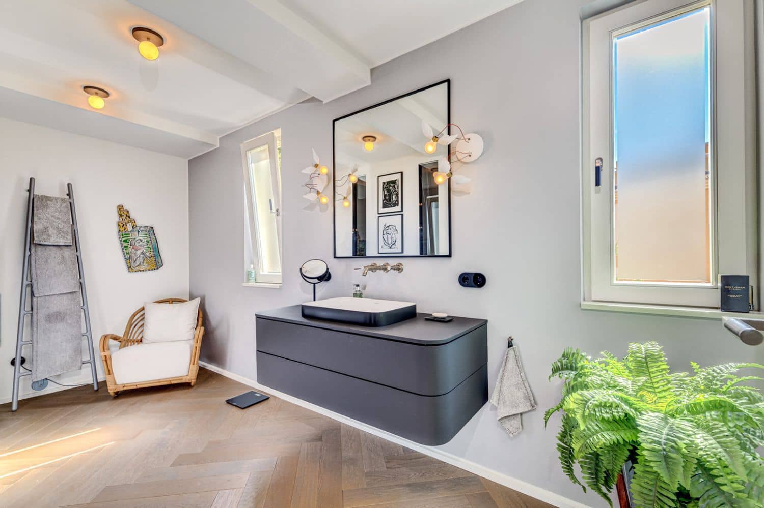 2 bedroom Flat for sale in Palma de Mallorca with pool garage - € 1,650,000 (Ref: 9849423)