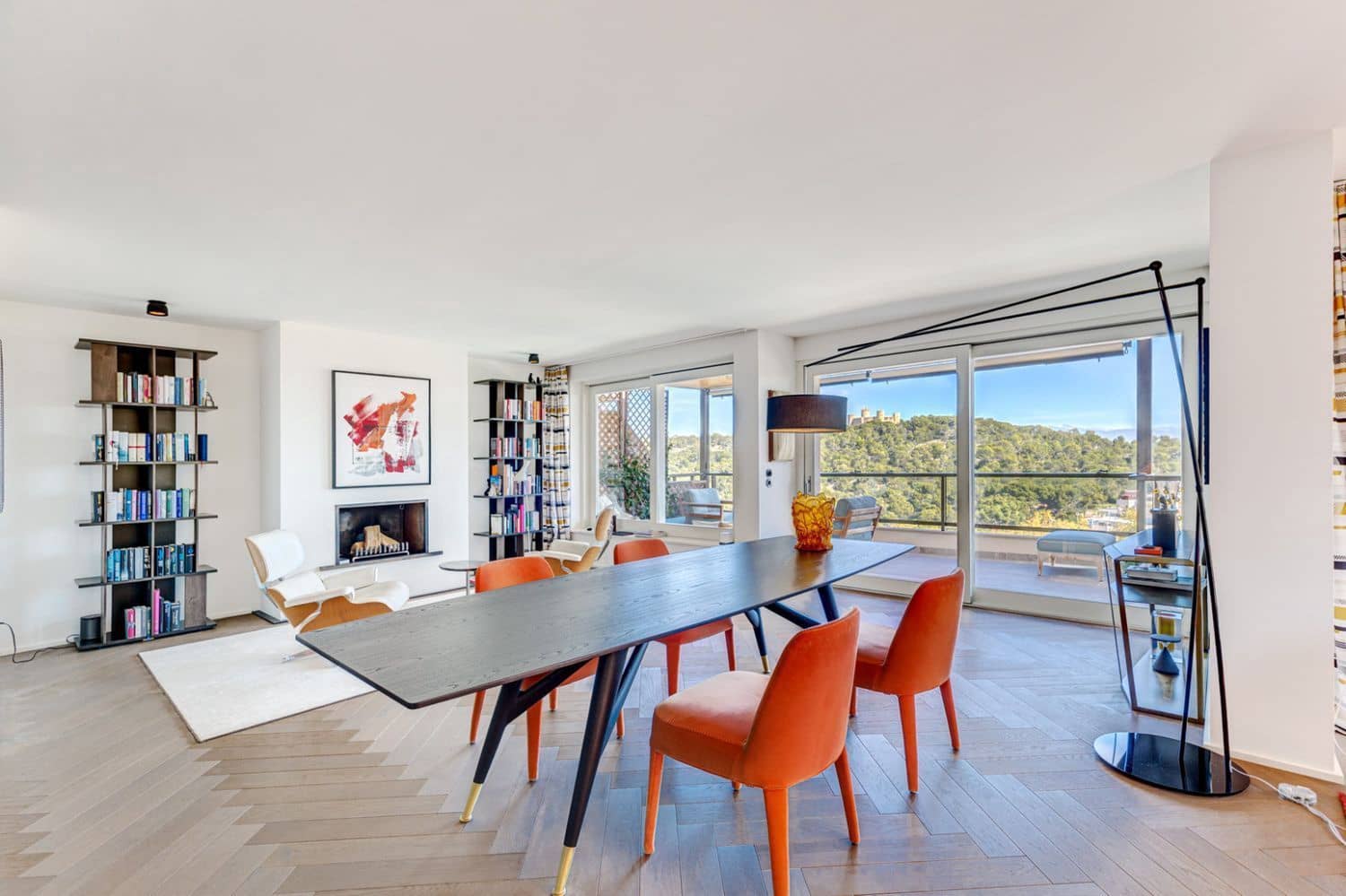 2 bedroom Flat for sale in Palma de Mallorca with pool garage - € 1,650,000 (Ref: 9849423)