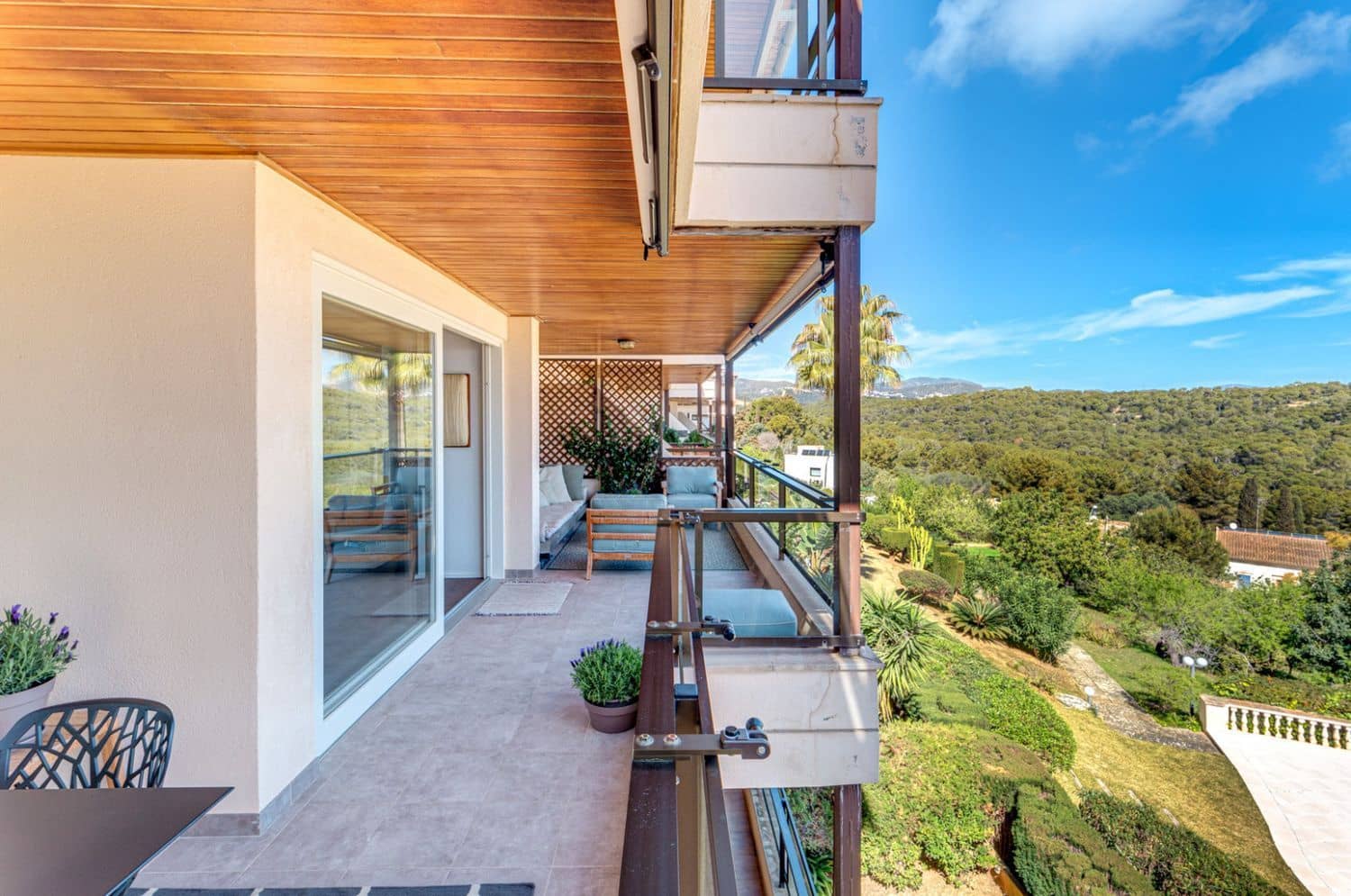 2 bedroom Flat for sale in Palma de Mallorca with pool garage - € 1,650,000 (Ref: 9849423)
