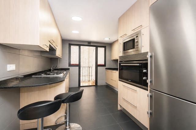 3 makuuhuone Asunto myytävänä paikassa Palma de Mallorca - 692 000 € (Ref: 9867050)
