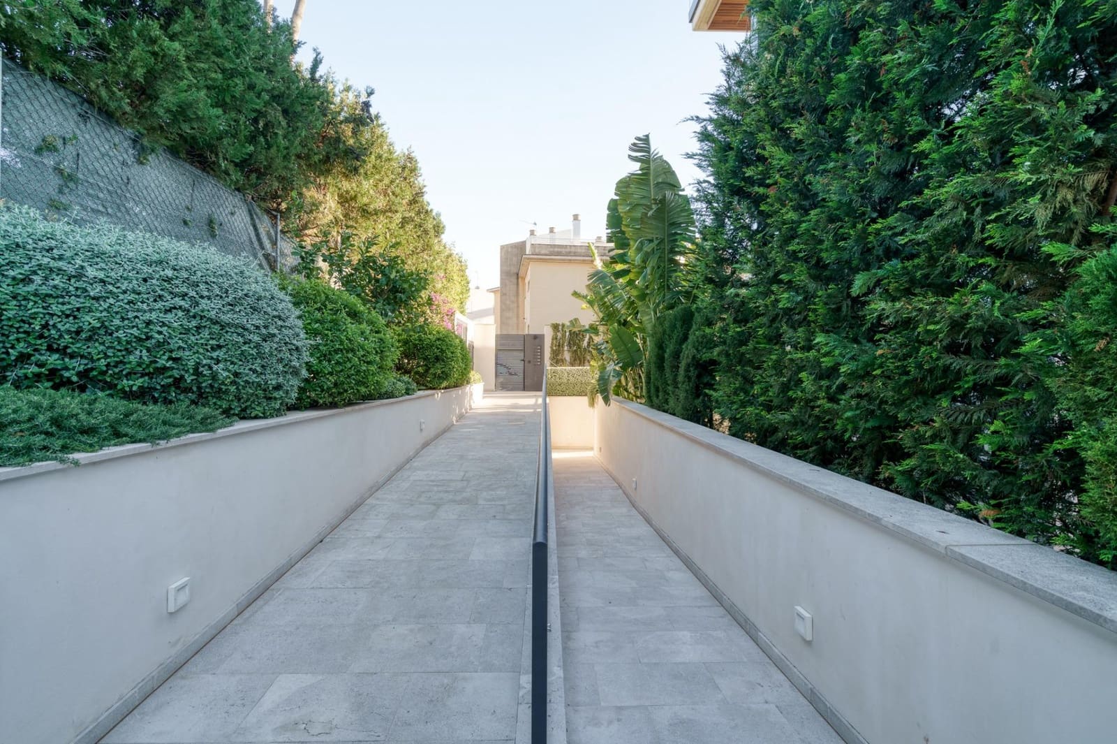 2 quarto Apartamento para venda em Palma de Mallorca com piscina garagem - 1 395 000 € (Ref: 9881970)
