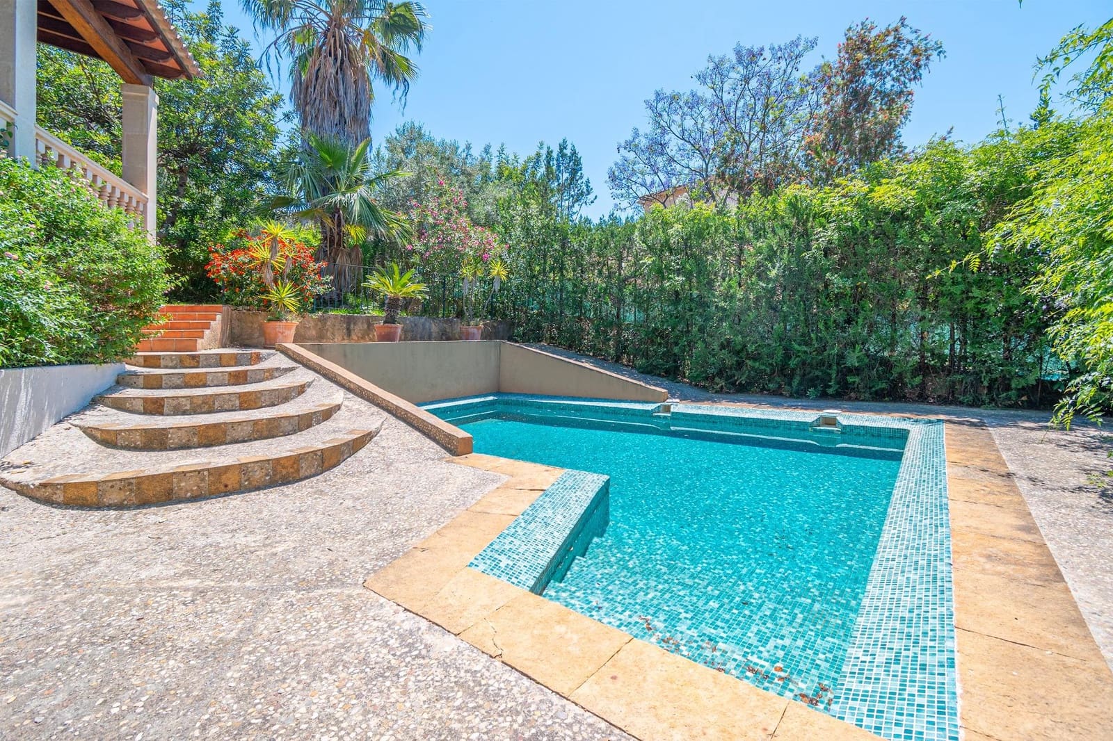 4 bedroom Villa for sale in Bunyola with pool garage - € 1,150,000 (Ref: 9884842)