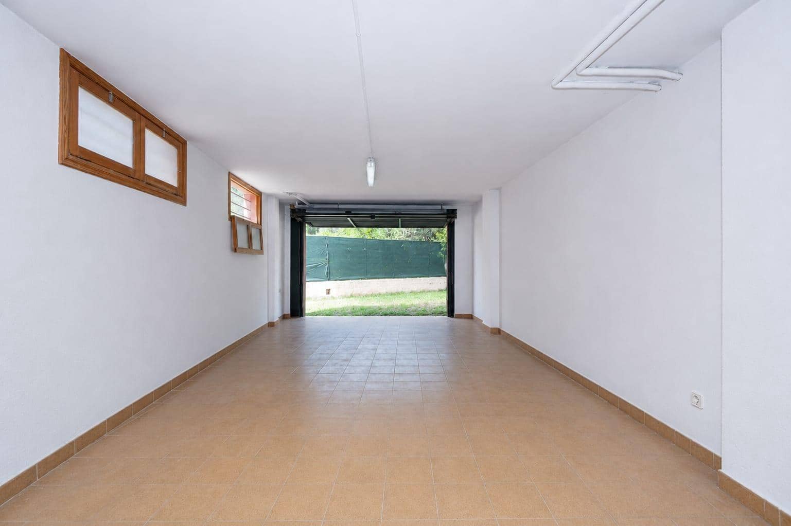4 bedroom Villa for sale in Bunyola with pool garage - € 1,150,000 (Ref: 9884842)