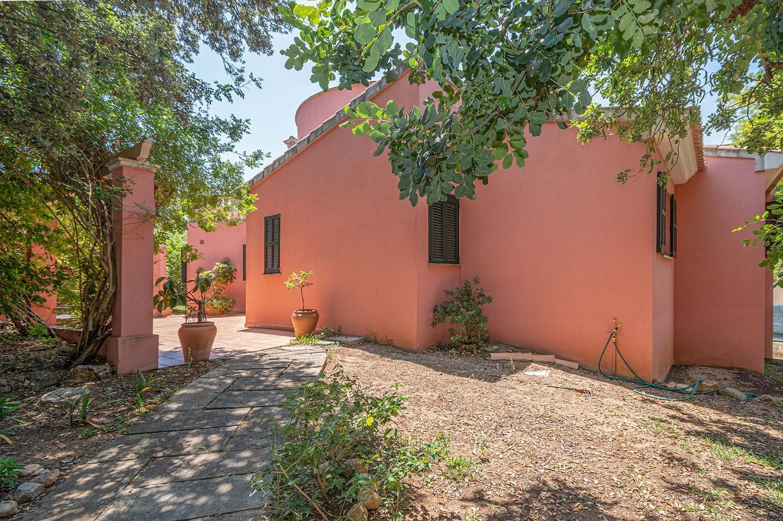 4 bedroom Villa for sale in Bunyola with pool garage - € 1,150,000 (Ref: 9884842)