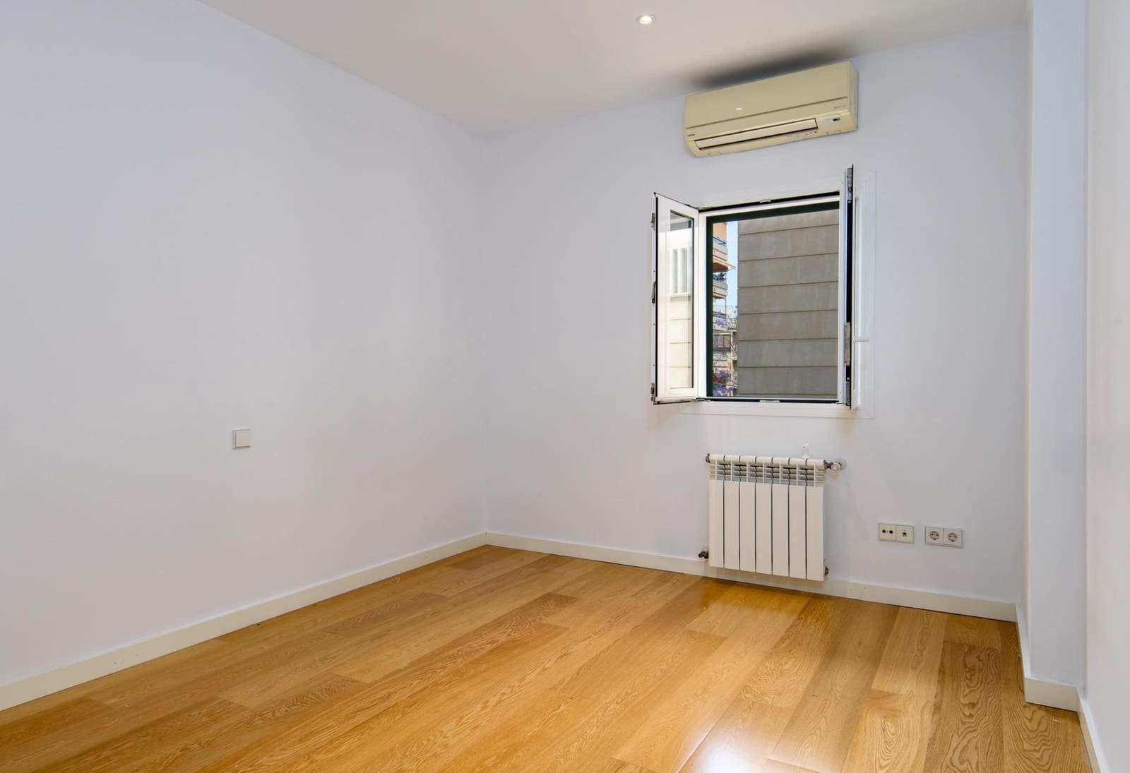 Piso de 4 habitaciones en Palma de Mallorca en venta - 1.070.000 € (Ref: 9892410)