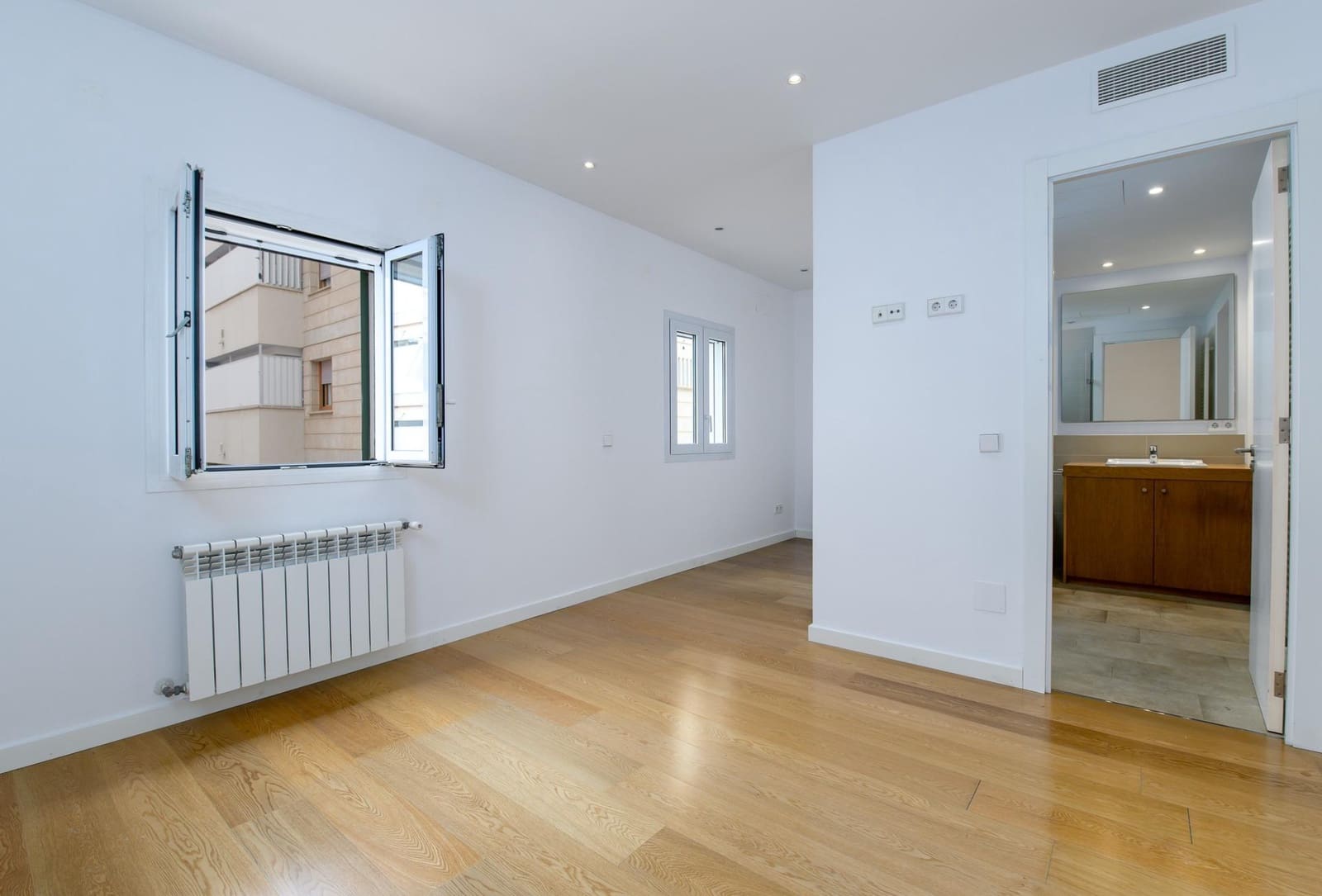 Piso de 4 habitaciones en Palma de Mallorca en venta - 1.070.000 € (Ref: 9892410)