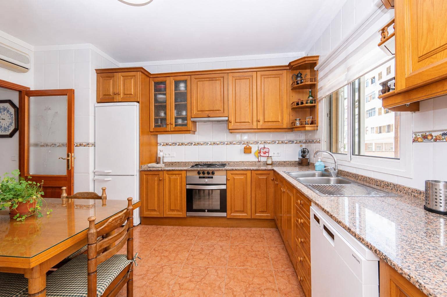 4 makuuhuone Omakotitalo myytävänä paikassa Palma de Mallorca mukana 
autotalli - 795 000 € (Ref: 9898716)
