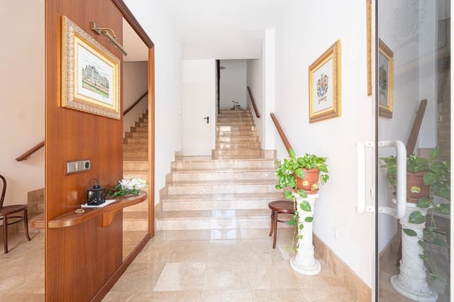 4 makuuhuone Omakotitalo myytävänä paikassa Son Canals, Palma de Mallorca mukana 
autotalli - 795 000 € (Ref: 9898716)