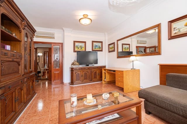 4 makuuhuone Omakotitalo myytävänä paikassa Son Canals, Palma de Mallorca mukana 
autotalli - 795 000 € (Ref: 9898716)