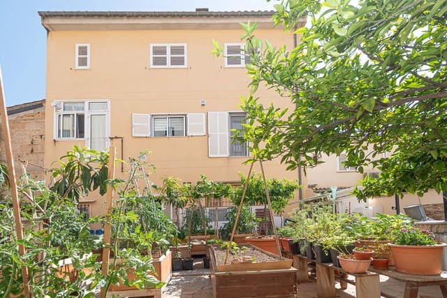 4 makuuhuone Omakotitalo myytävänä paikassa Son Canals, Palma de Mallorca mukana 
autotalli - 795 000 € (Ref: 9898716)