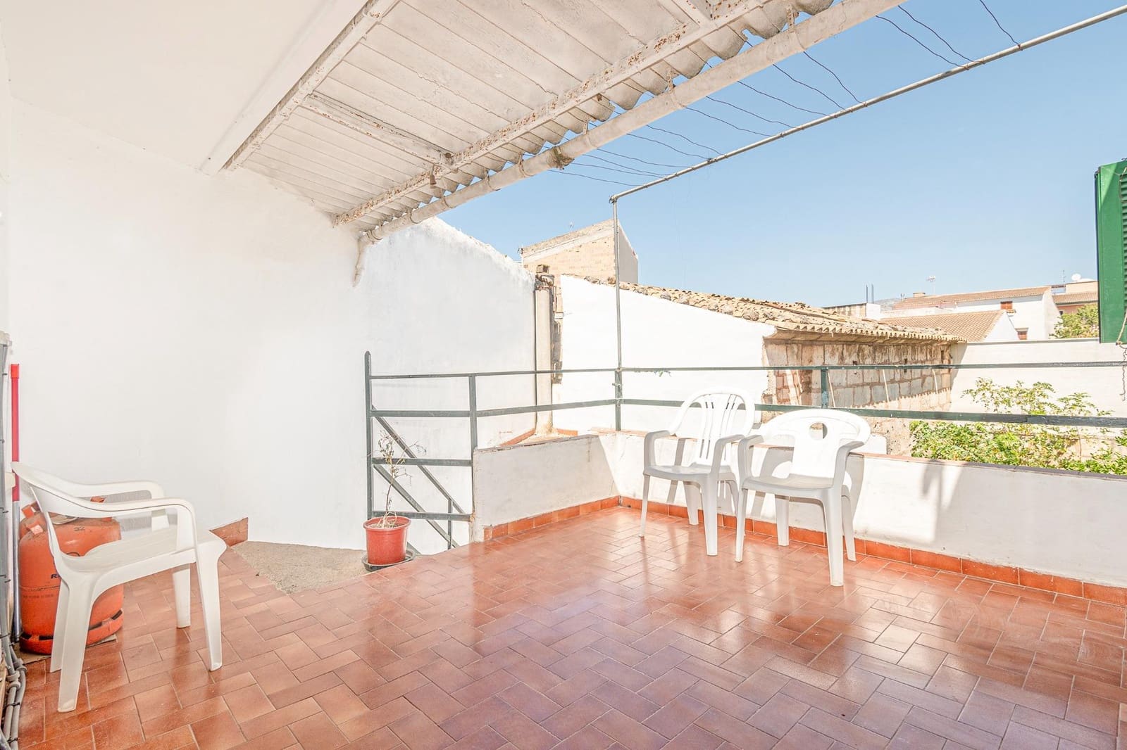 4 bedroom Terraced Villa for sale in Sa Pobla with garage - € 549,000 (Ref: 9915867)