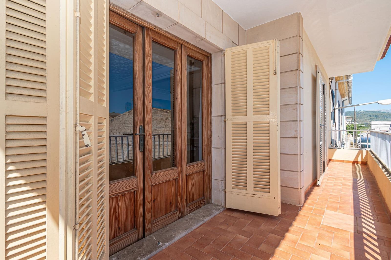 4 bedroom Terraced Villa for sale in Sa Pobla with garage - € 549,000 (Ref: 9915867)