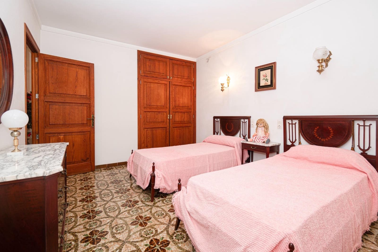 4 bedroom Terraced Villa for sale in Sa Pobla with garage - € 549,000 (Ref: 9915867)