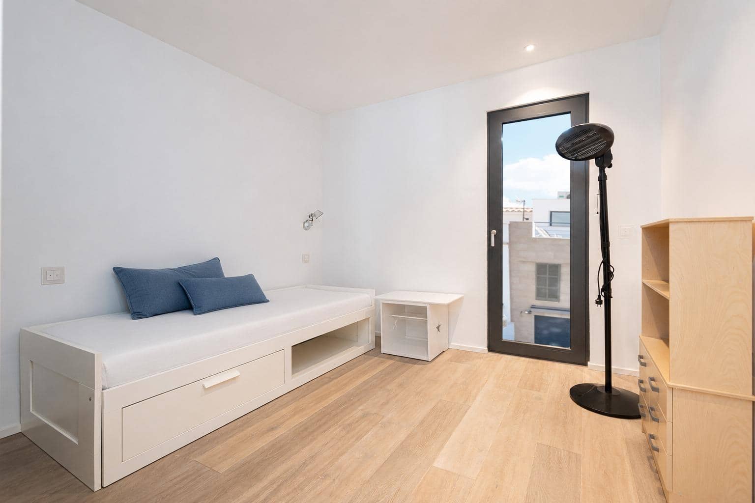 4 slaapkamer Rijtjeshuis te koop in Palma de Mallorca met garage - € 2.950.000 (Ref: 9949834)