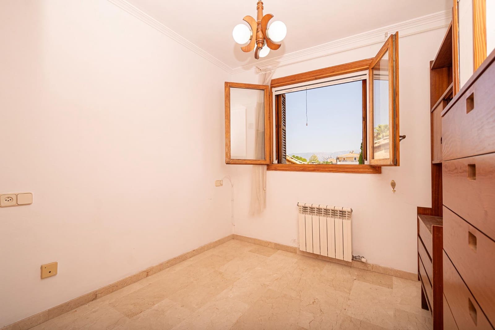 Pareado de 4 habitaciones en Son Sardina en venta con garaje - 745.000 € (Ref: 9994289)