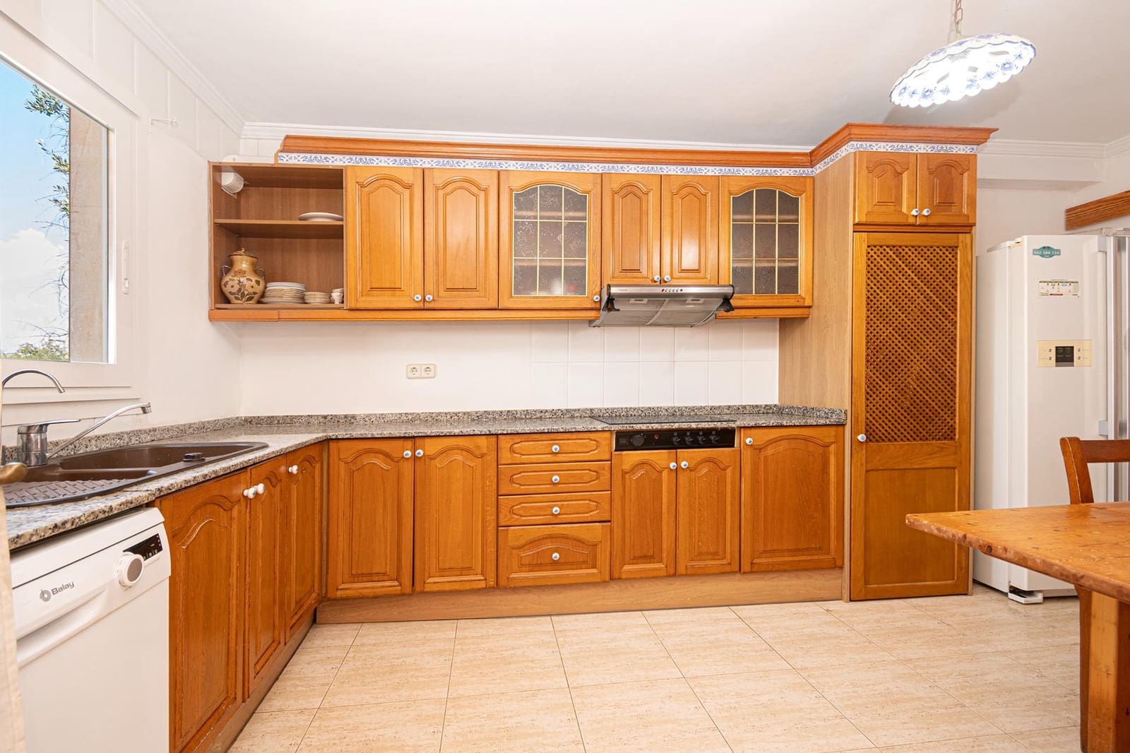 Pareado de 4 habitaciones en Son Sardina en venta con garaje - 745.000 € (Ref: 9994289)