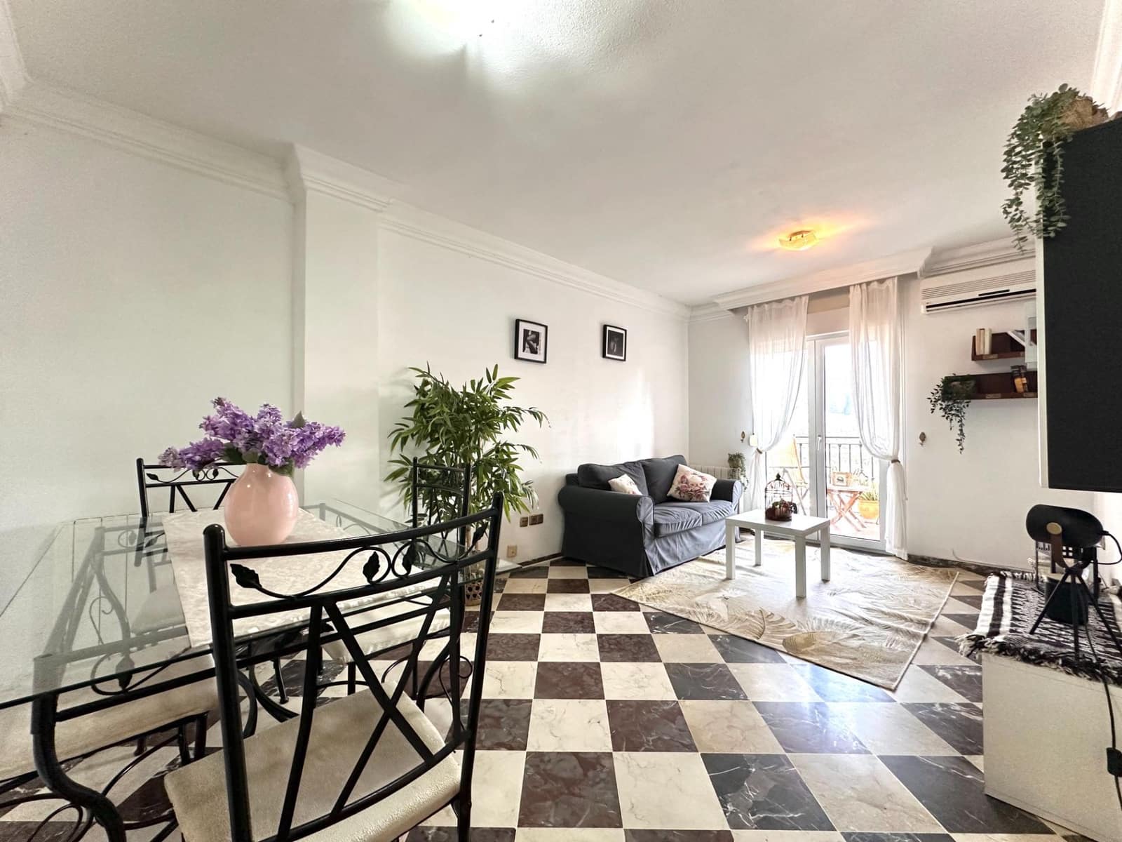 2 bedroom Flat for sale in Cenes de la Vega with pool garage - € 165,000 (Ref: 9723786)