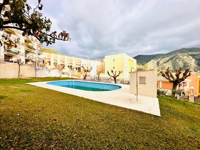 Piso de 2 habitaciones en Cenes de la Vega en venta con piscina garaje - 165.000 € (Ref: 9723786)