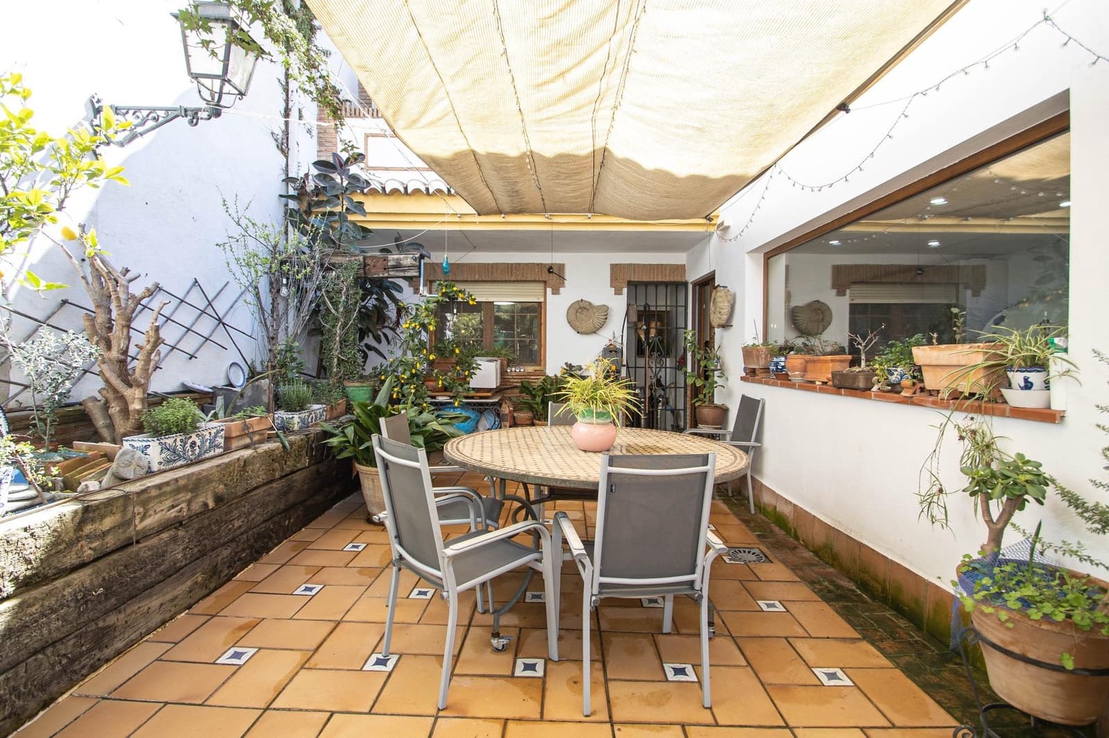 5 soveværelse Villa til salg i Peligros med garage - € 497.999 (Ref: 9723787)