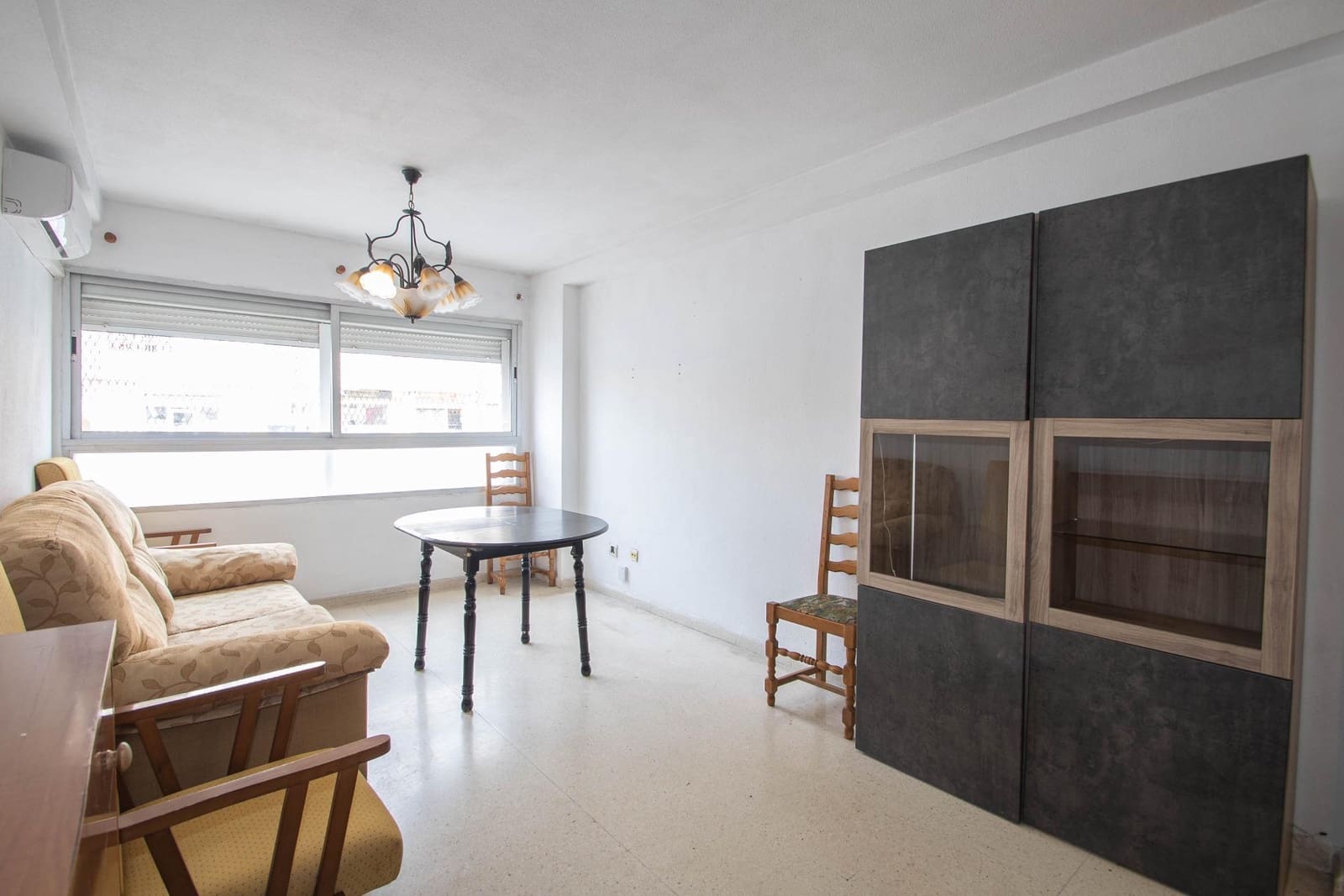 1 bedroom Flat for sale in Granada city with garage - € 125,000 (Ref: 9723789)