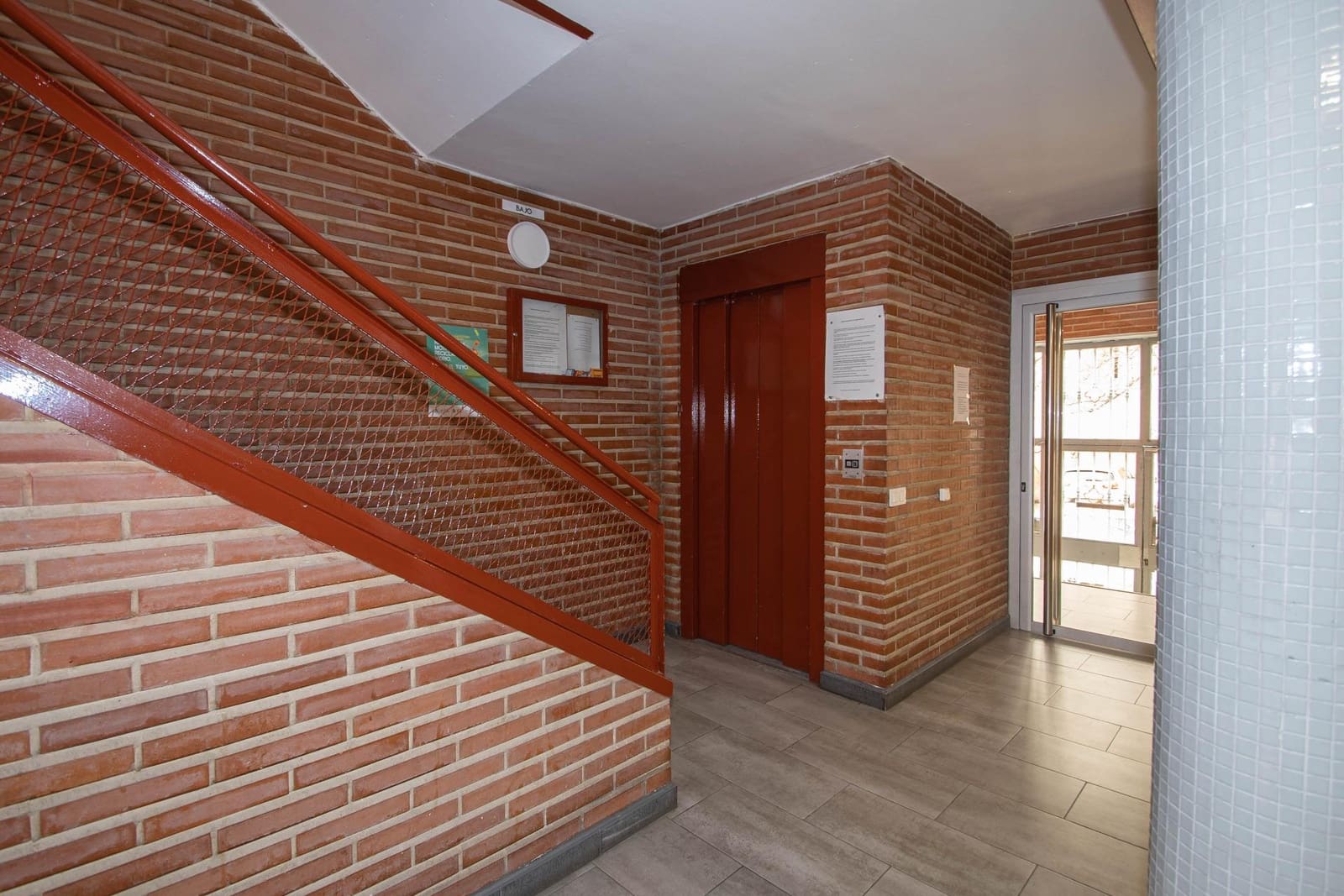 1 bedroom Flat for sale in Granada city with garage - € 125,000 (Ref: 9723789)