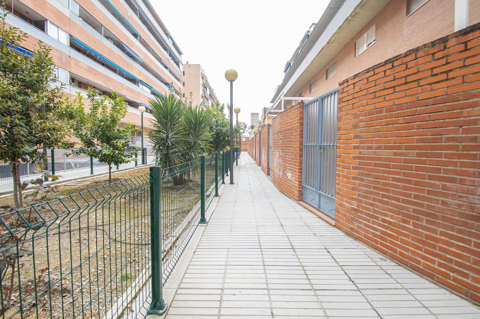 1 bedroom Flat for sale in Granada city with garage - € 125,000 (Ref: 9723789)