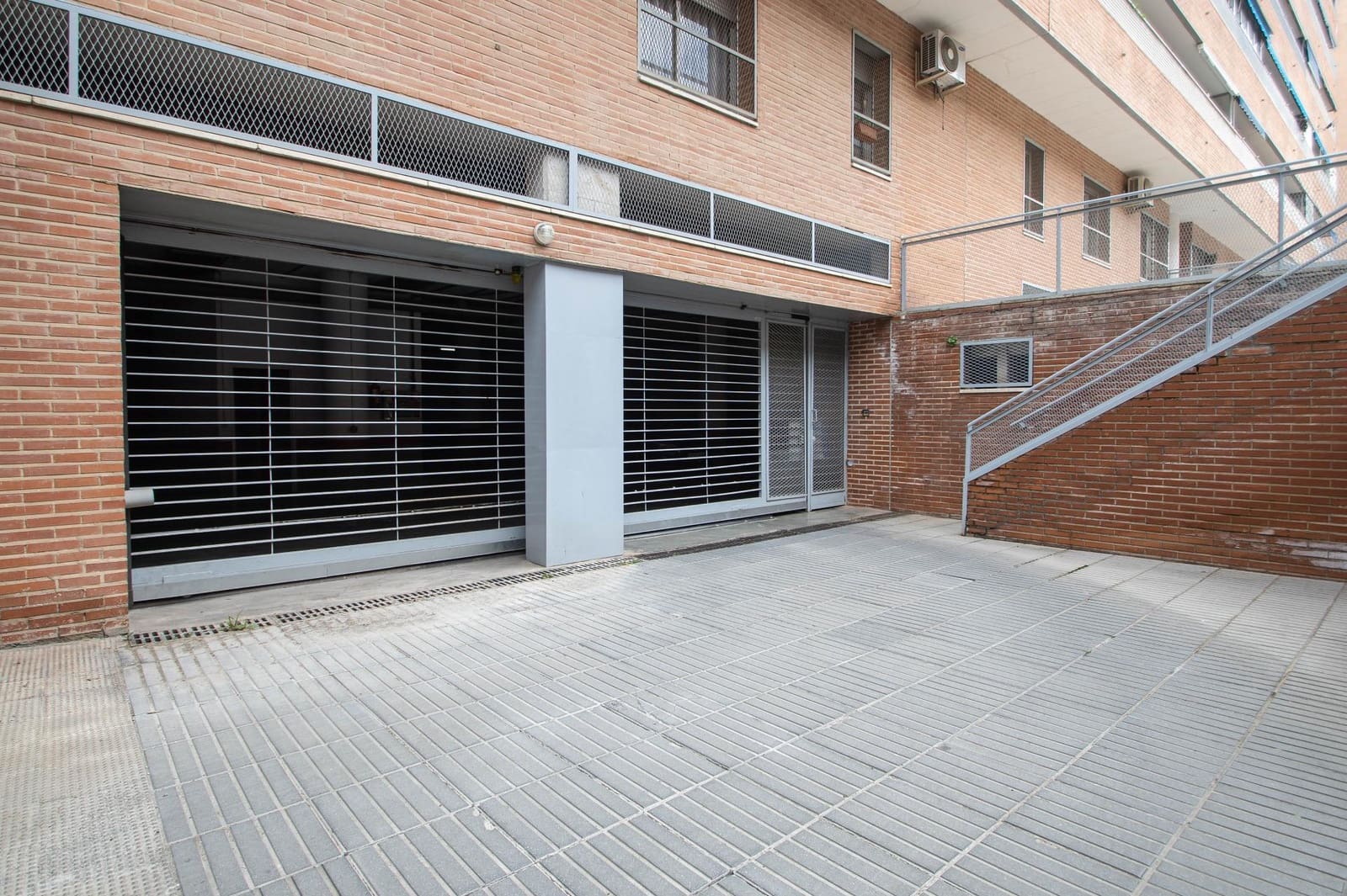 1 bedroom Flat for sale in Granada city with garage - € 125,000 (Ref: 9723789)
