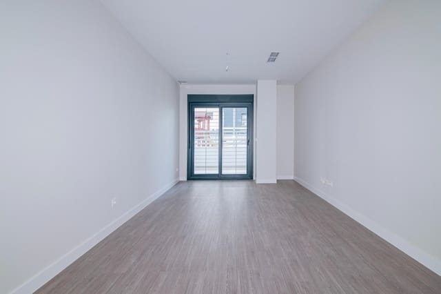 4 chambre Appartement à vendre à Camino de Ronda - Rosaleda, Grenade ville avec piscine garage - 390 000 € (Ref: 9723792)