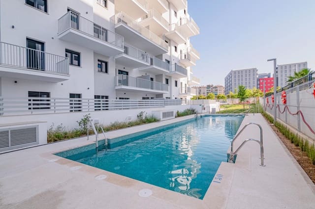 4 chambre Appartement à vendre à Camino de Ronda - Rosaleda, Grenade ville avec piscine garage - 390 000 € (Ref: 9723792)