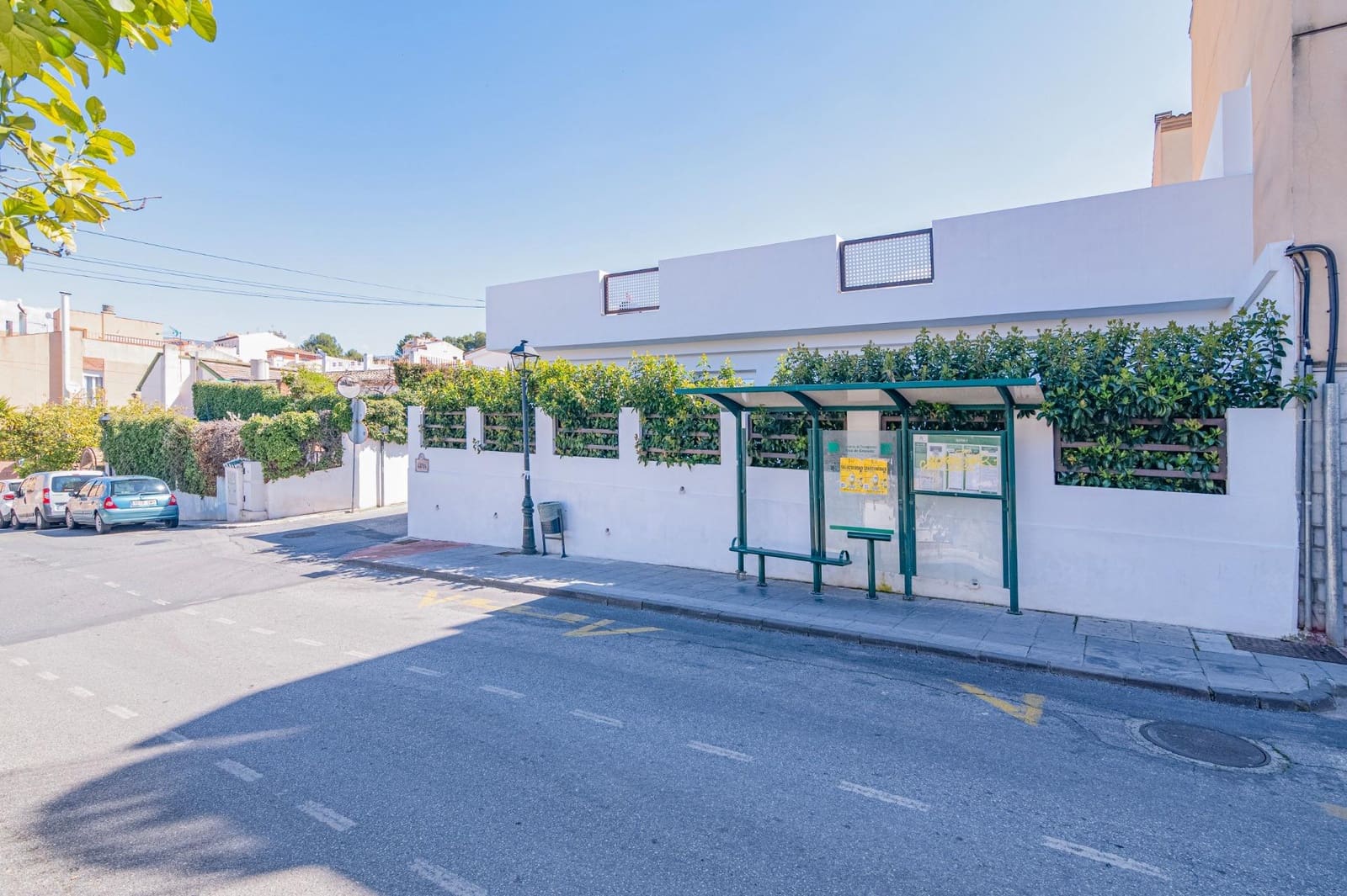 3 bedroom Villa for sale in Cajar with pool garage - € 399,000 (Ref: 9723794)