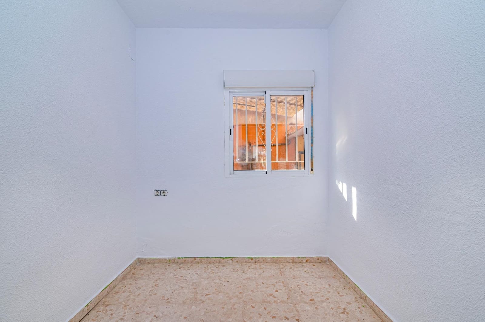 4 bedroom Townhouse for sale in Alhendin - € 149,000 (Ref: 9723795)