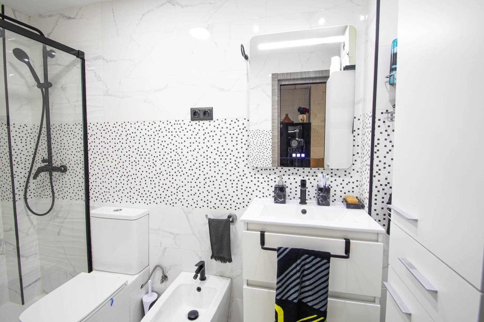 4 Zimmer Reihenhaus zu verkaufen in La Zubia - 177.999 € (Ref: 9723797)