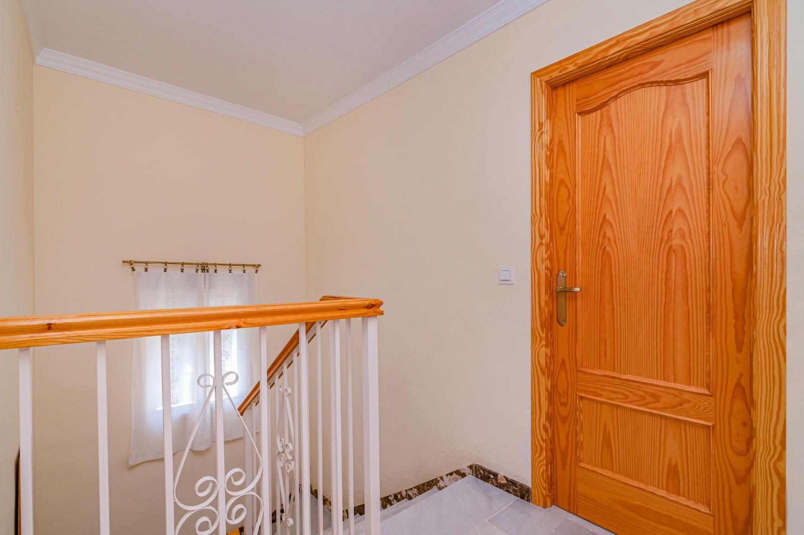 4 bedroom Villa for sale in Monachil - € 320,000 (Ref: 9723798)