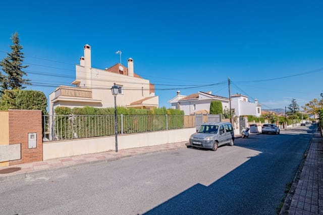 7 quarto Moradia para venda em La Zubia - 440 000 € (Ref: 9723799)
